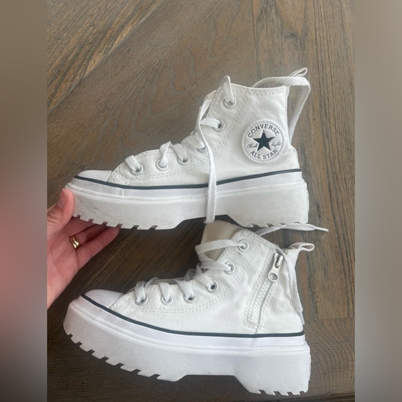Chuck Taylor All Star Lugged Lift
Platform Canvas LITTLE KIDS HIGH TOP SHOE sz 1 - Picture 3 of 12